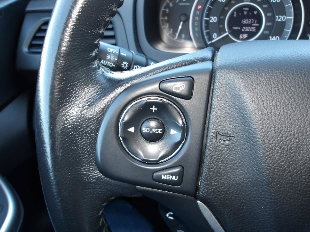Used 2015 Honda CR-V EX-L image 16