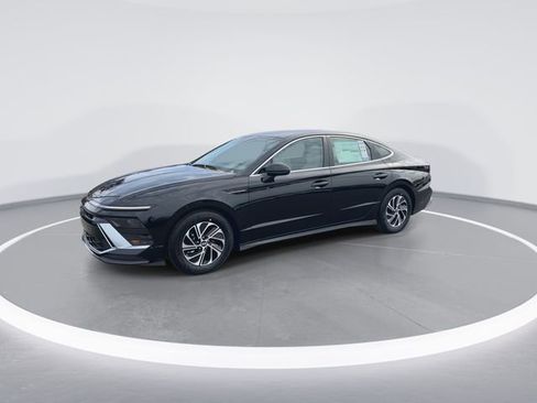New 2026 Hyundai Sonata Blue FWD image 4