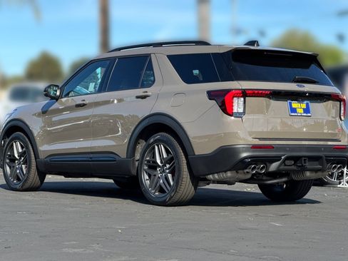 New 2026 Ford Explorer ST w/ Sun And Sound Package AWD/4WD image 6
