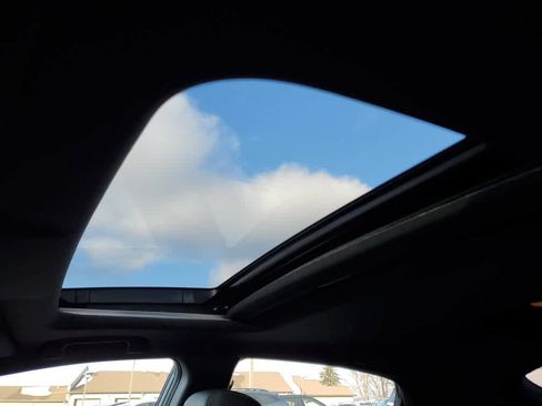 Used 2018 Honda Civic Sport Touring image 15