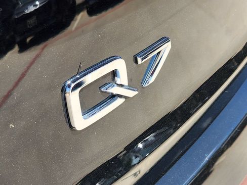 Used 2023 Audi Q7 3.0T Premium Plus AWD/4WD image 19