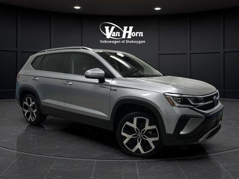 Used 2022 Volkswagen Taos SEL image 36
