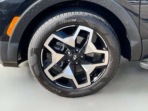 Used 2024 Hyundai Santa Cruz Limited AWD/4WD image 33