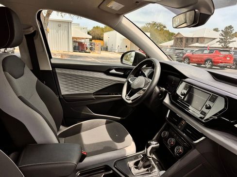 Used 2024 Volkswagen Taos S FWD image 30