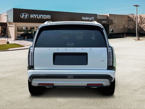 New 2026 Hyundai Ioniq 9 SEL AWD/4WD image 6