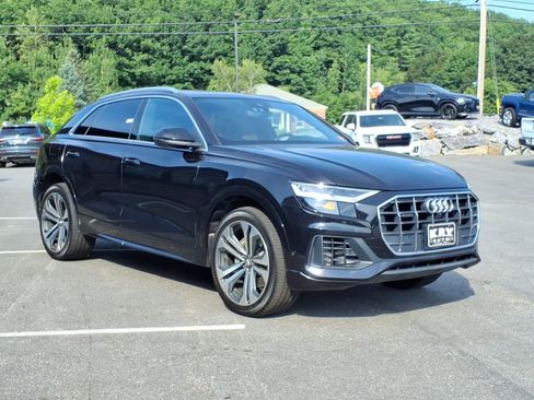 Used 2019 Audi Q8 Premium Plus w/ Premium Plus AWD/4WD image 3