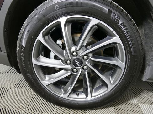 Used 2023 Lincoln Corsair AWD w/ Equipment Group 101A image 24