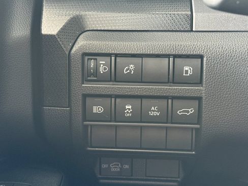 Used 2025 Toyota 4Runner Limited w/ Tow Technology Package AWD/4WD image 40