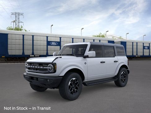 New 2026 Ford Bronco Outer Banks AWD/4WD image 1
