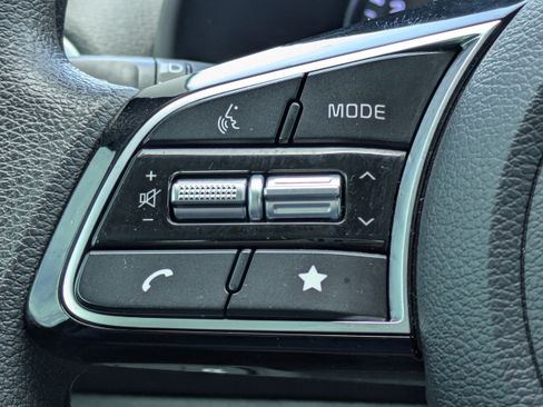 Used 2024 Kia Forte LXS w/ LXS Technology Package FWD image 21