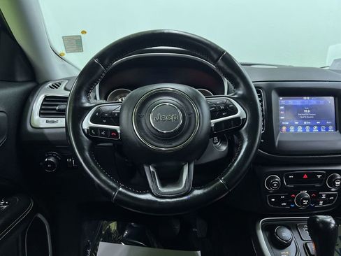 Used 2018 Jeep Compass Latitude w/ Popular Equipment Group AWD/4WD image 20