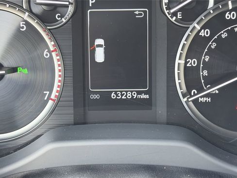 Used 2023 Lexus GX 460 Premium w/ Premium Package AWD/4WD image 19