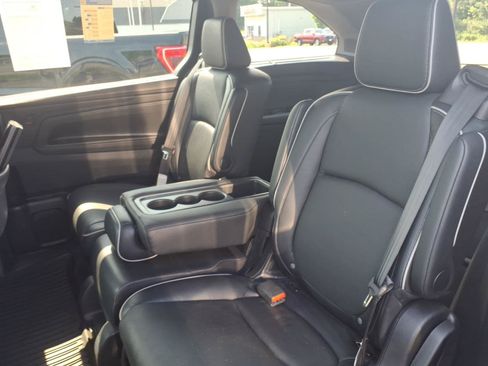 Used 2023 Honda Odyssey Elite image 8