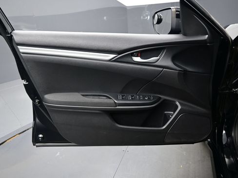 Used 2018 Honda Civic LX image 9