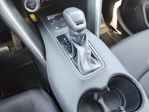 Certified 2024 Toyota Venza LE AWD/4WD image 19
