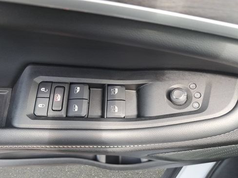 Certified 2023 Jeep Grand Cherokee L Limited AWD/4WD image 29