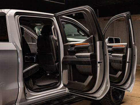 Used 2025 GMC Sierra 1500 Denali w/ Technology Package image 31