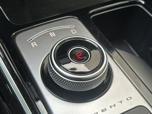 Used 2024 Kia Sorento SX Prestige image 26