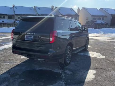 Used 2025 Ford Expedition Active image 48