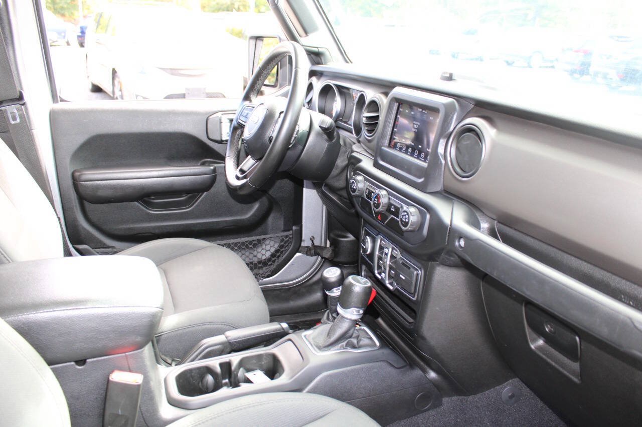 Used 2020 Jeep Gladiator Sport w/ Quick Order Package 24S AWD/4WD image 12