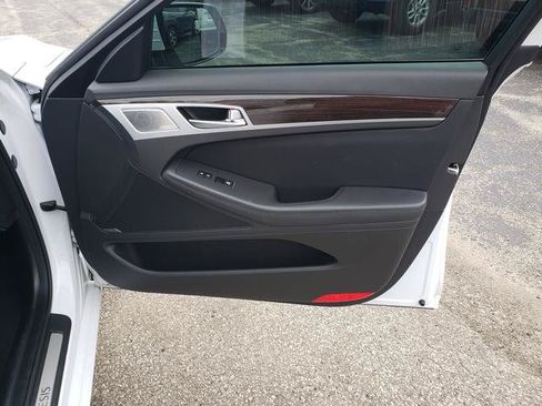 Used 2018 Genesis G80 3.8 w/ Option Group 02 AWD/4WD image 19