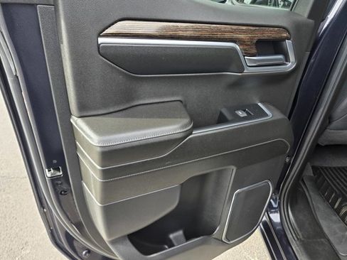 Used 2024 GMC Sierra 1500 Elevation image 35