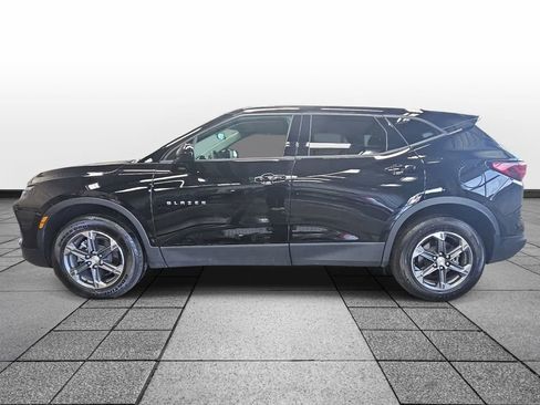Used 2025 Chevrolet Blazer LT FWD image 7