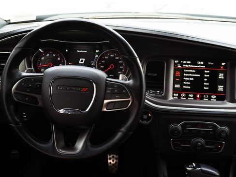 Used 2022 Dodge Charger R/T w/ Plus Group image 19