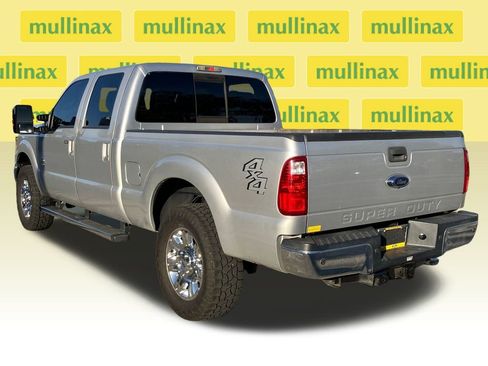 Used 2015 Ford F250 Lariat w/ Chrome Package image 13