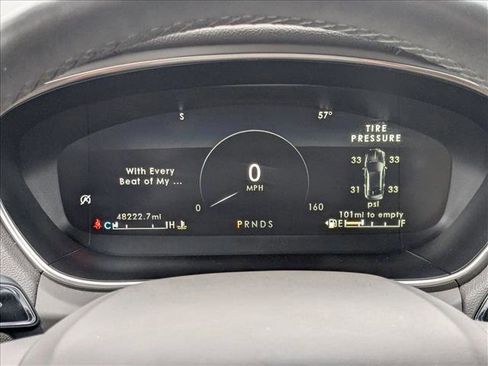 Used 2019 Lincoln Nautilus Reserve image 11