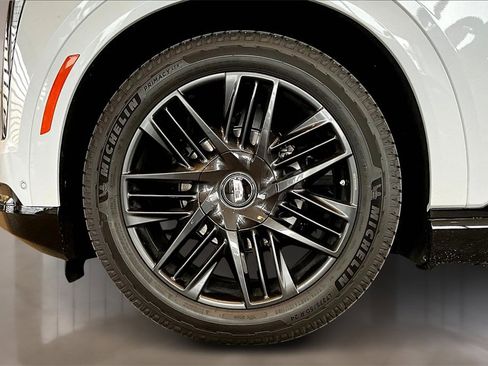 New 2026 Cadillac Escalade IQ Sport 1 w/ LPO, ONYX Package image 12