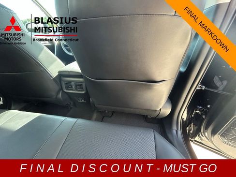 Used 2023 Toyota RAV4 Limited image 35