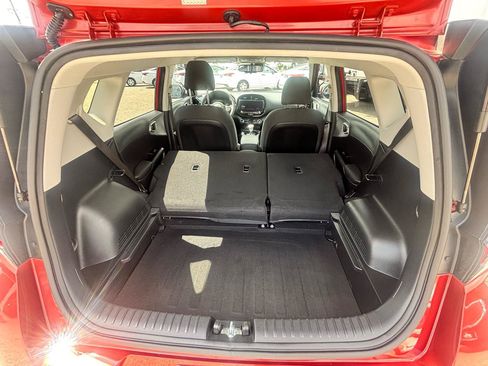Used 2023 Kia Soul S FWD image 19