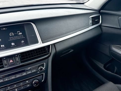 Used 2020 Kia Optima LX FWD image 23