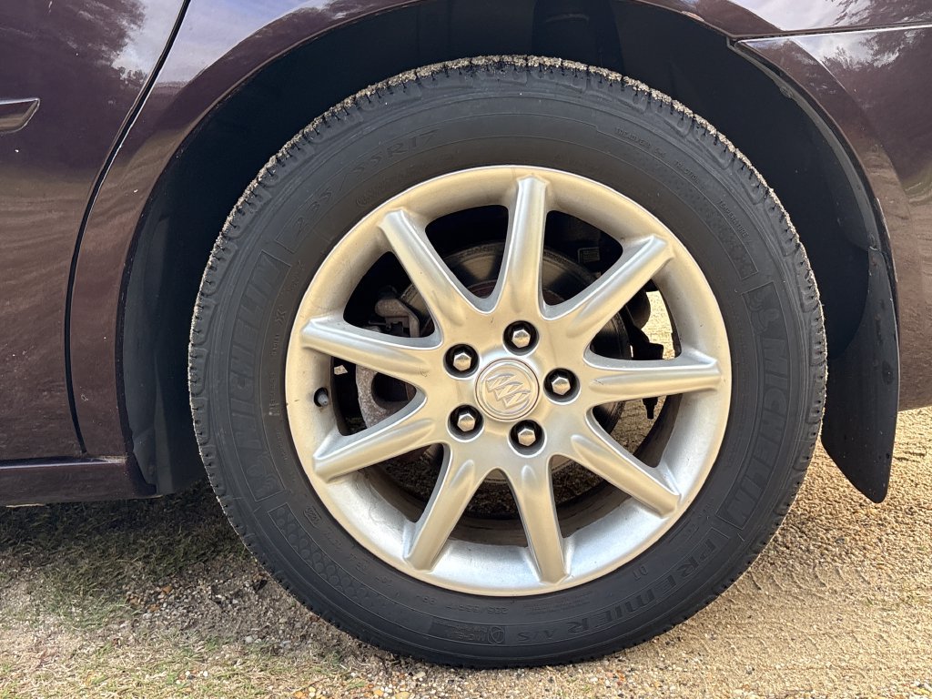 Used 2008 Buick Lucerne CXL FWD image 10