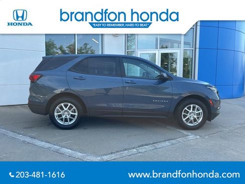 Used 2024 Chevrolet Equinox LS w/ LS Convenience Package AWD/4WD image 7