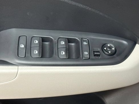 New 2026 Hyundai Venue SEL FWD image 22