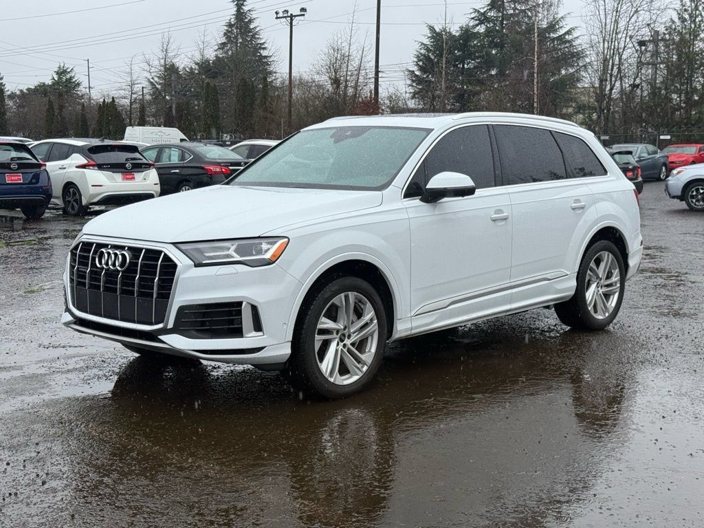 Used 2021 Audi Q7 3.0T Premium w/ Convenience Package AWD/4WD image 2