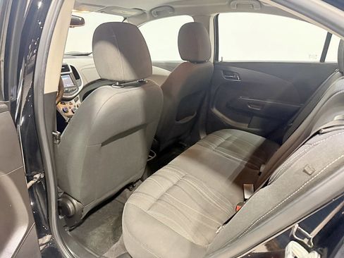 Used 2018 Chevrolet Sonic LT image 26
