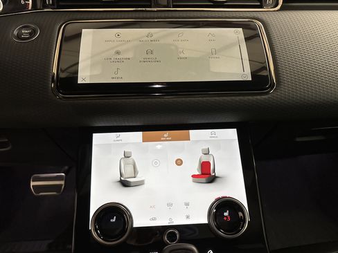 Used 2023 Land Rover Range Rover Evoque R-Dynamic S image 21