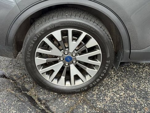 Used 2020 Ford Escape Titanium AWD/4WD image 33