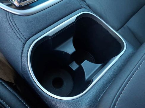 Certified 2022 Subaru Outback Limited image 38