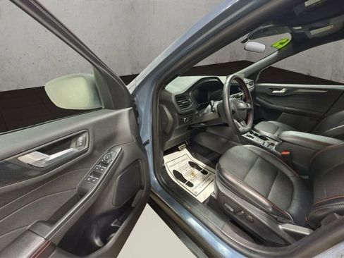 Used 2023 Ford Escape ST-Line w/ Tech Pack #1 image 11