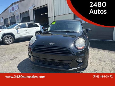 Used 2018 MINI Cooper 2-Door Hardtop image 1