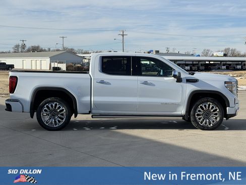 New 2026 GMC Sierra 1500 Denali Ultimate AWD/4WD image 3