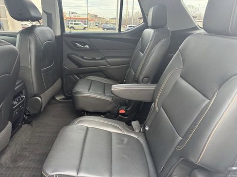 Certified 2019 Chevrolet Traverse Premier w/ Redline Edition image 10