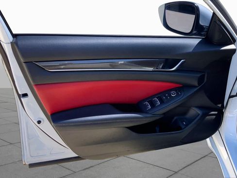 Used 2019 Honda Accord Sport image 21