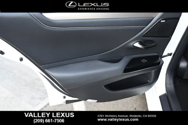 Certified 2024 Lexus ES 300h F Sport w/ Accessory Package (Z2) FWD image 18