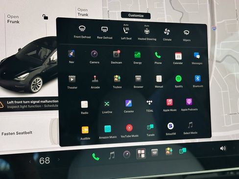 Used 2021 Tesla Model 3 Standard Range Plus RWD image 9
