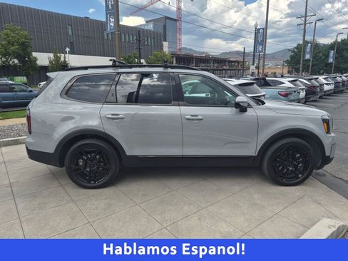 Used 2025 Kia Telluride SX Prestige X-Line AWD/4WD image 2